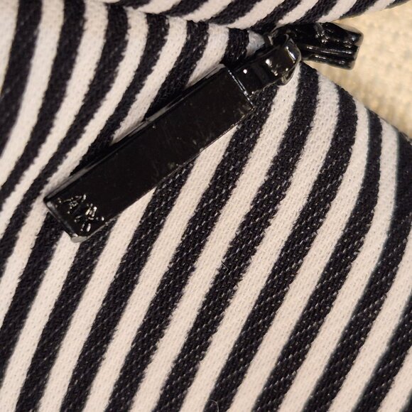 ARMANI EXCHANGE high waisted black and white shorts - Picture 13 of 13